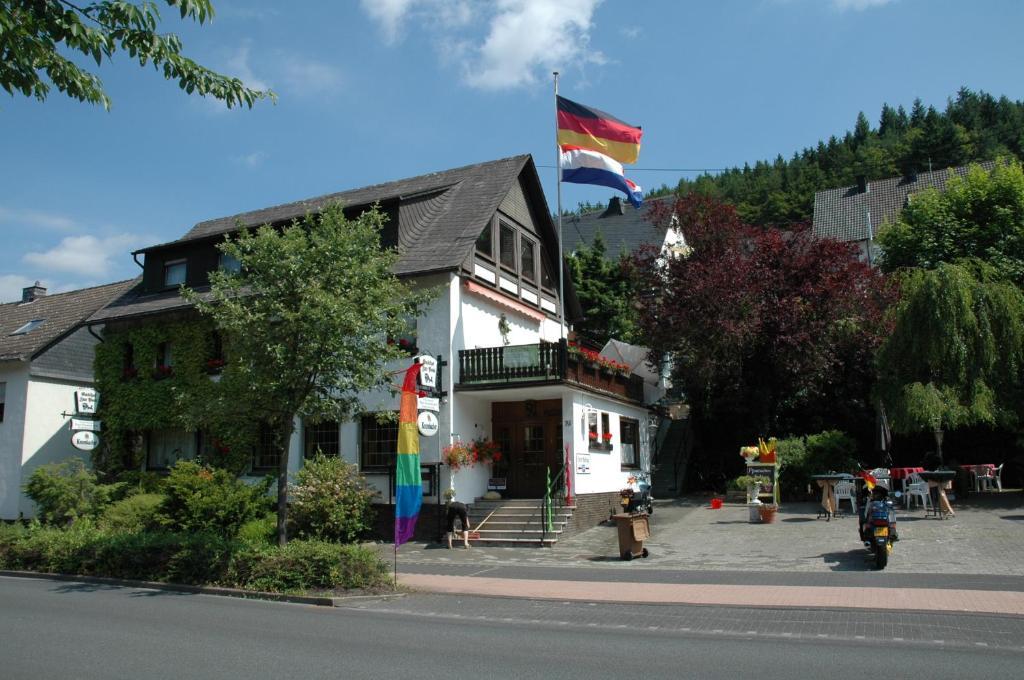 Gasthof Hollaender Eck Lennestadt Exterior photo